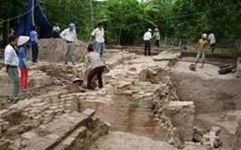 Khai quật khảo cổ tại di tích Khu Gò Mộ, Đồng Tháp